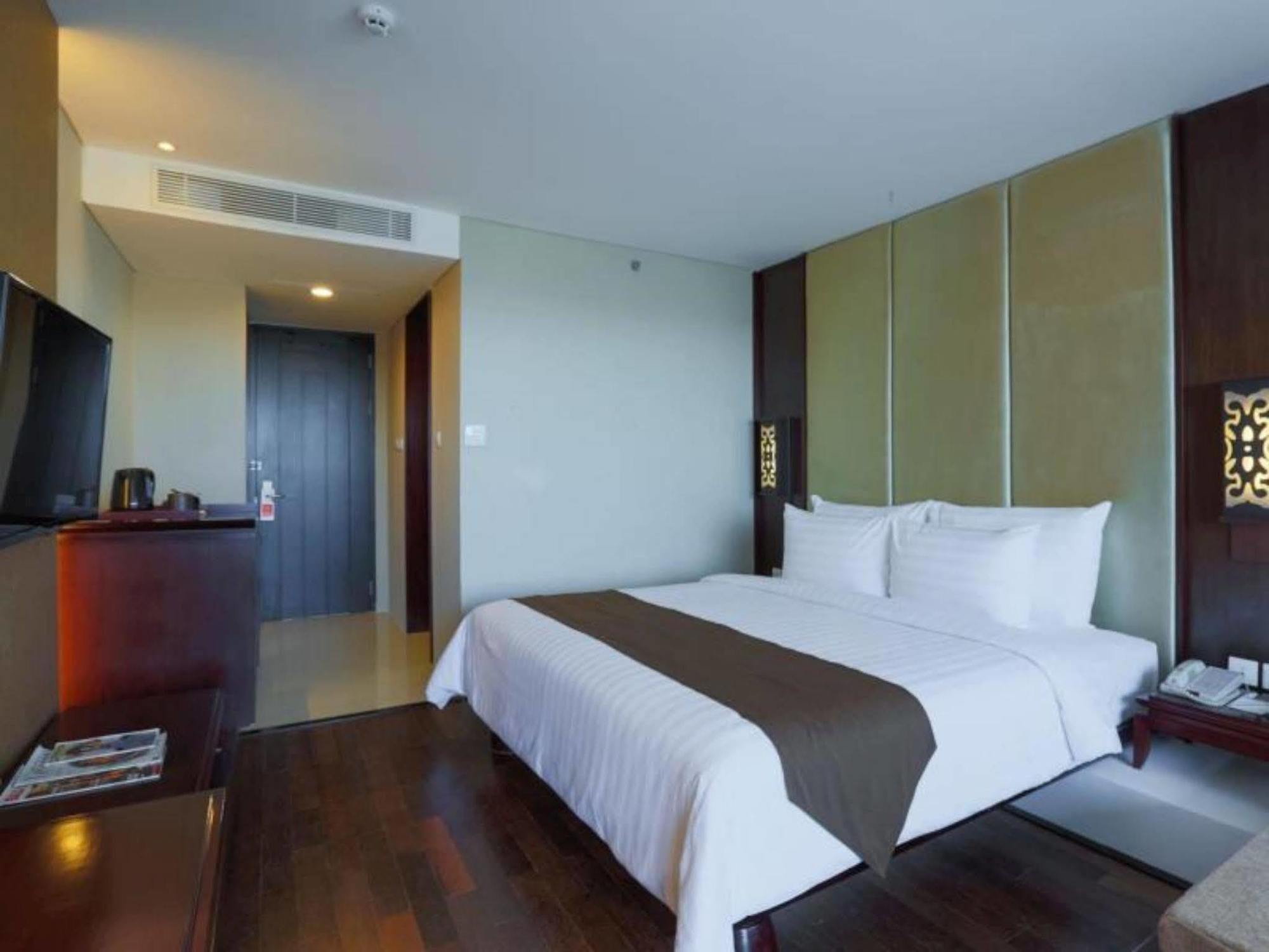 Resor Swiss-belresort Watu Jimbar