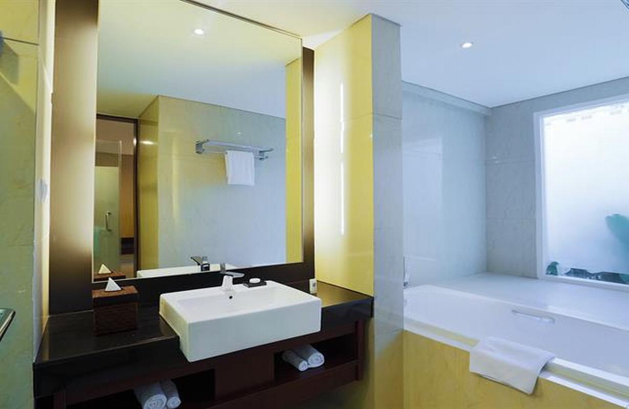 Watujimbar Resort 4*